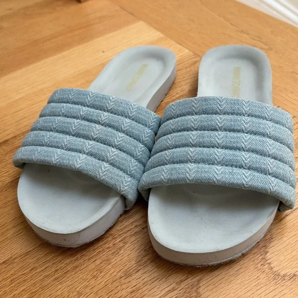 Minnetonka Heidi Quilted Slide Sandals For Women Blue Stripe - Size 8 - Picture 2 of 3